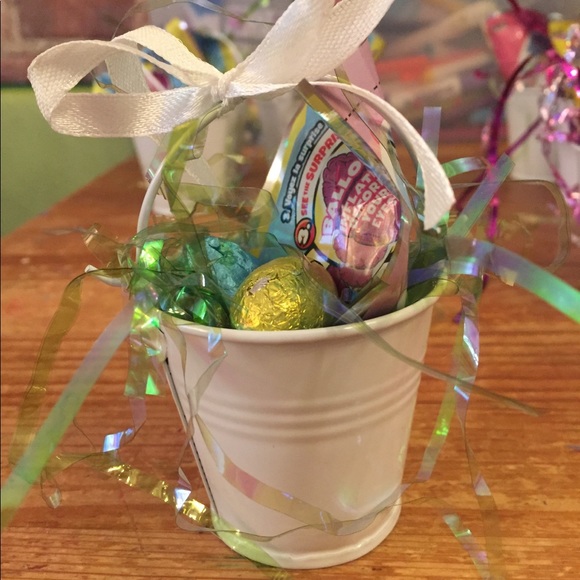 Meet your Posher, This & That - Picture 3 of 5